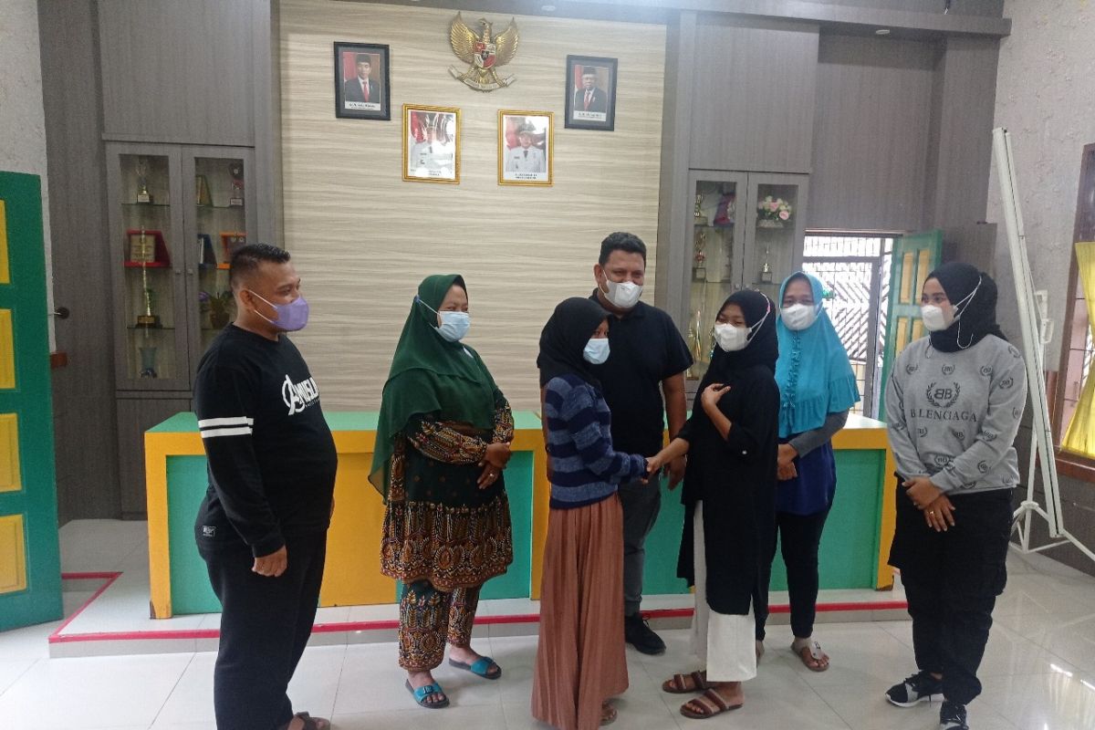 Sempat viral di medsos, dua remaja didamaikan Camat Medan Selayang