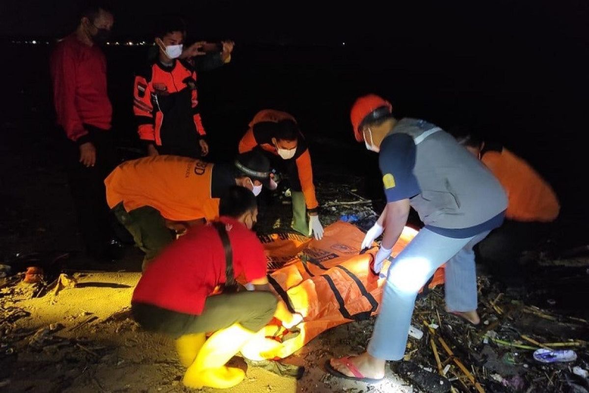 Sesosok mayat ditemukan di Pantai Pungkruk  Jepara