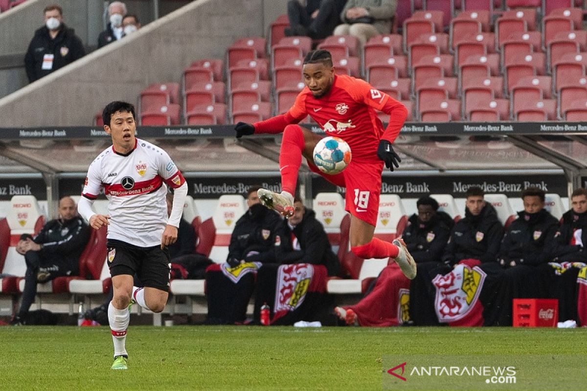 Wataru Endo resmi pindah ke Liverpool dari Stuttgart