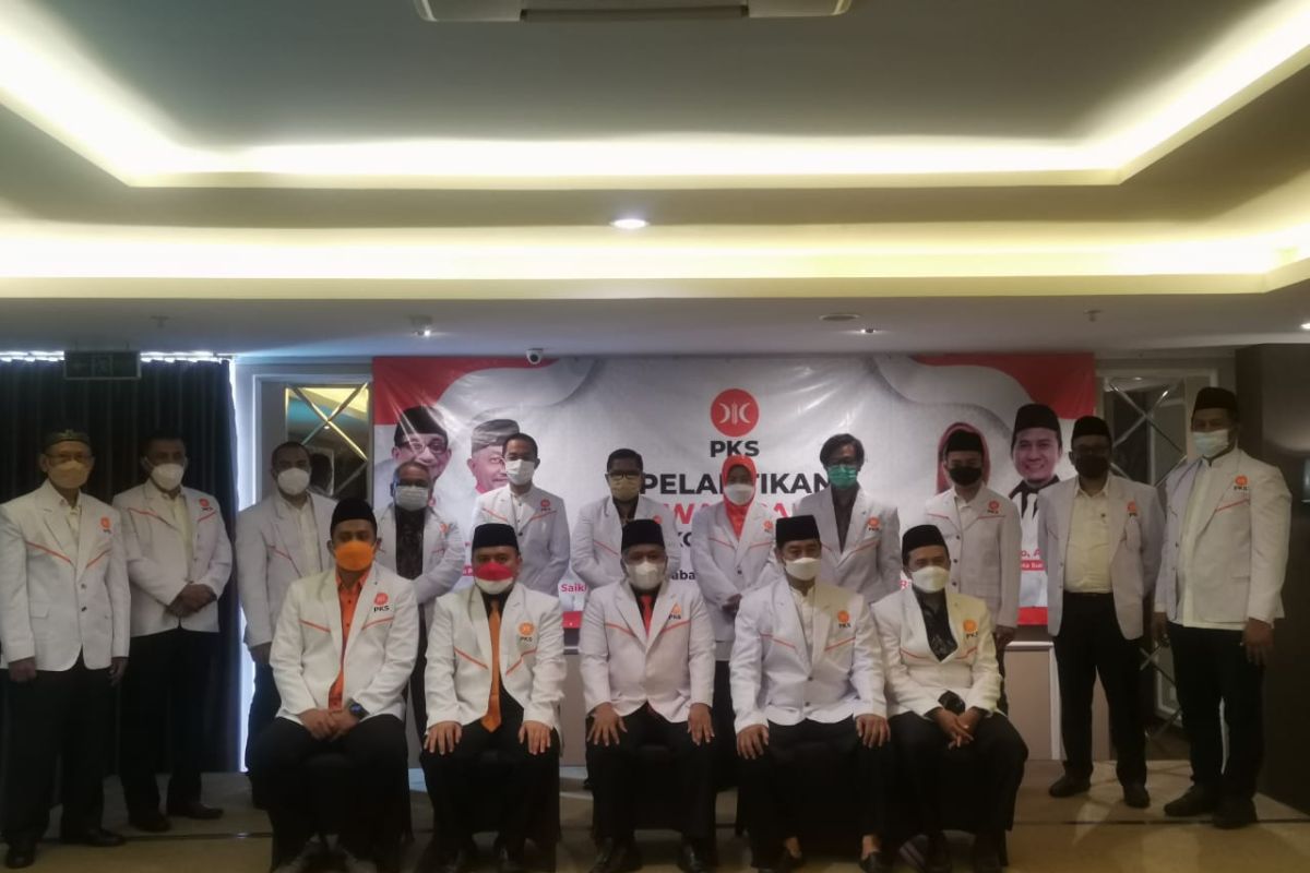 12 dewan pakar PKS siap berkontribusi bangun Kota Surabaya lebih baik