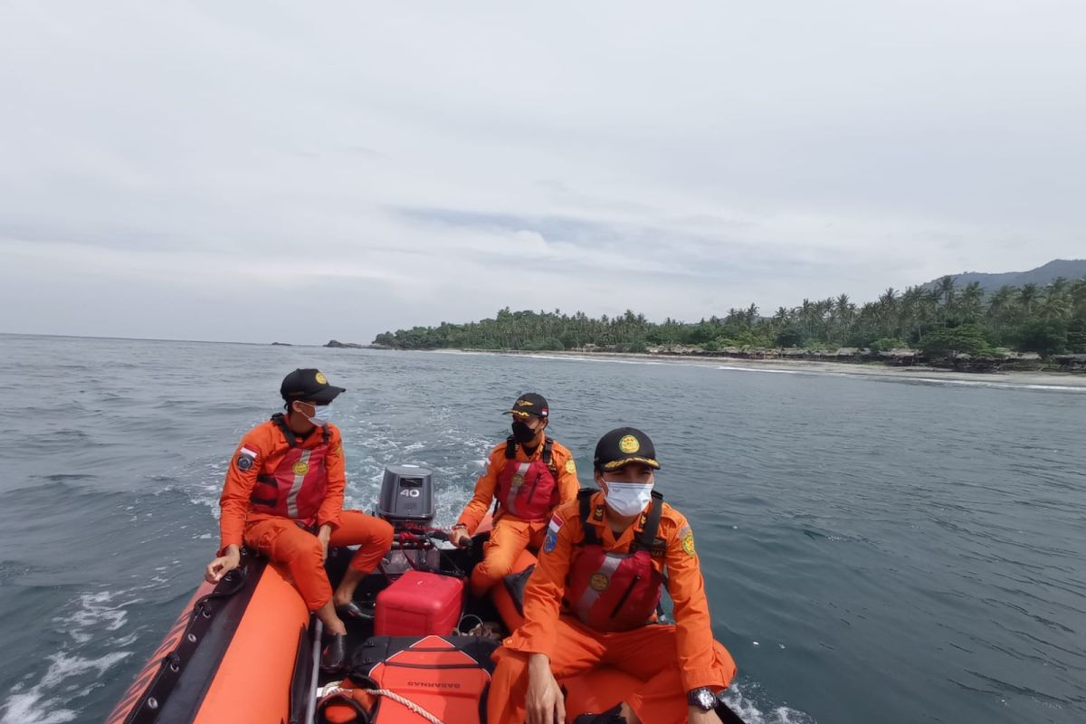 Wisatawan hilang di Pantai Senggigi Lombok