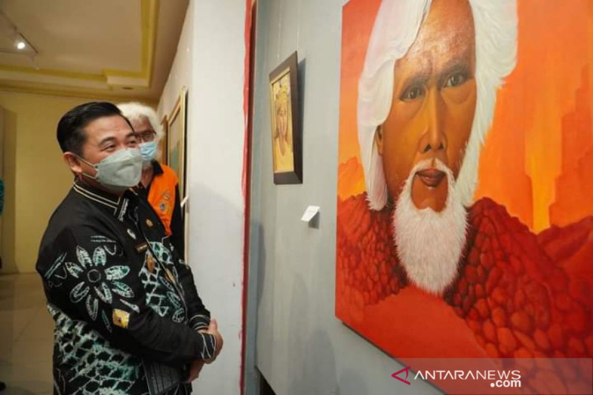 Wali Kota Banjarmasin apresiasi pameran tunggal lukisan Nanang M Yus
