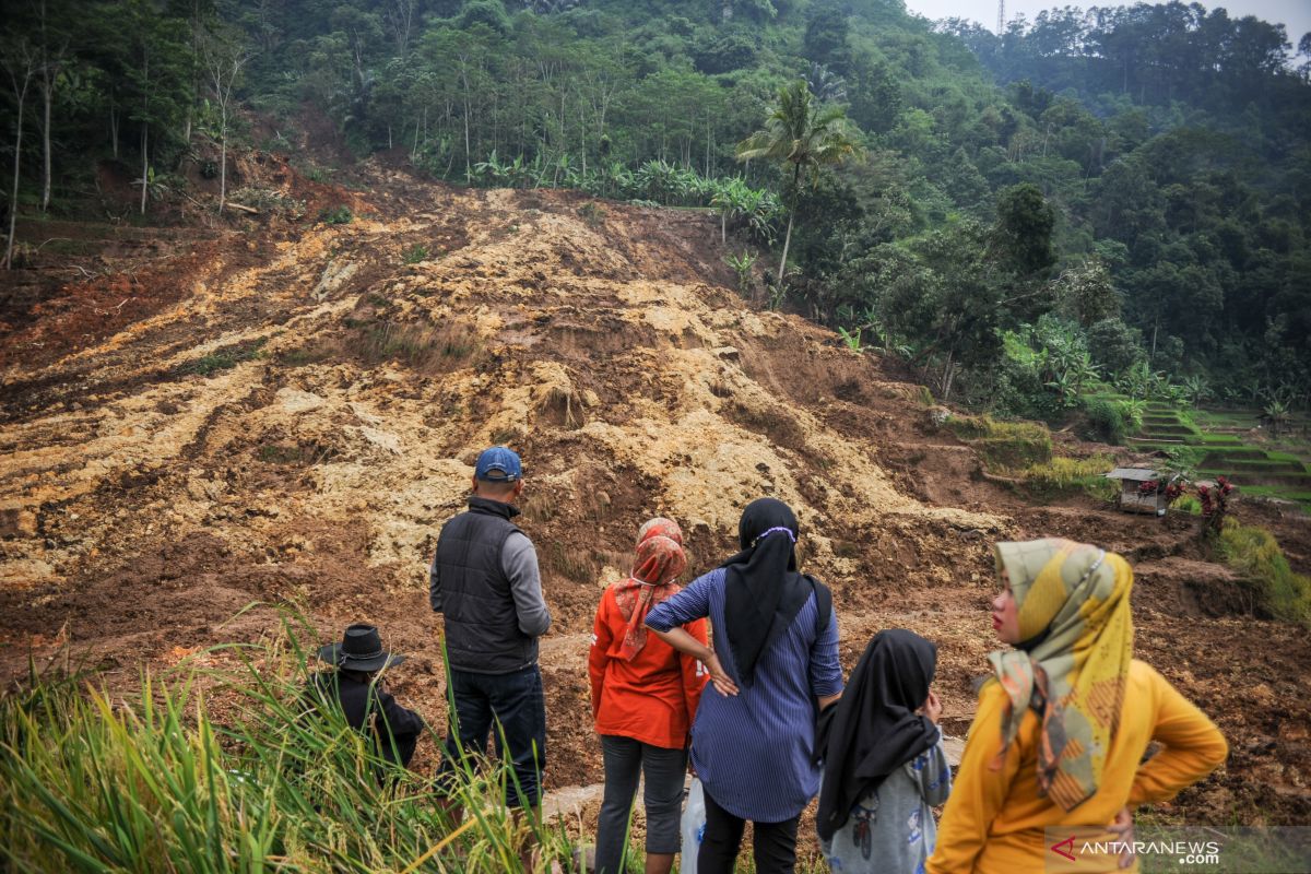 Kemensos dirikan 854 Kampung Siaga Bencana dan 208 lumbung sosial di Tanah Air