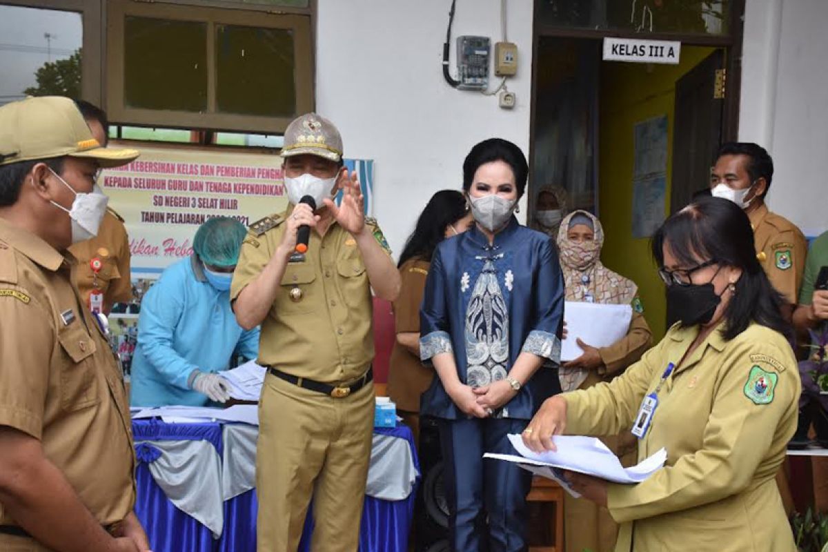 Bupati Kapuas minta sekolah lebih ketat patuhi protokol kesehatan