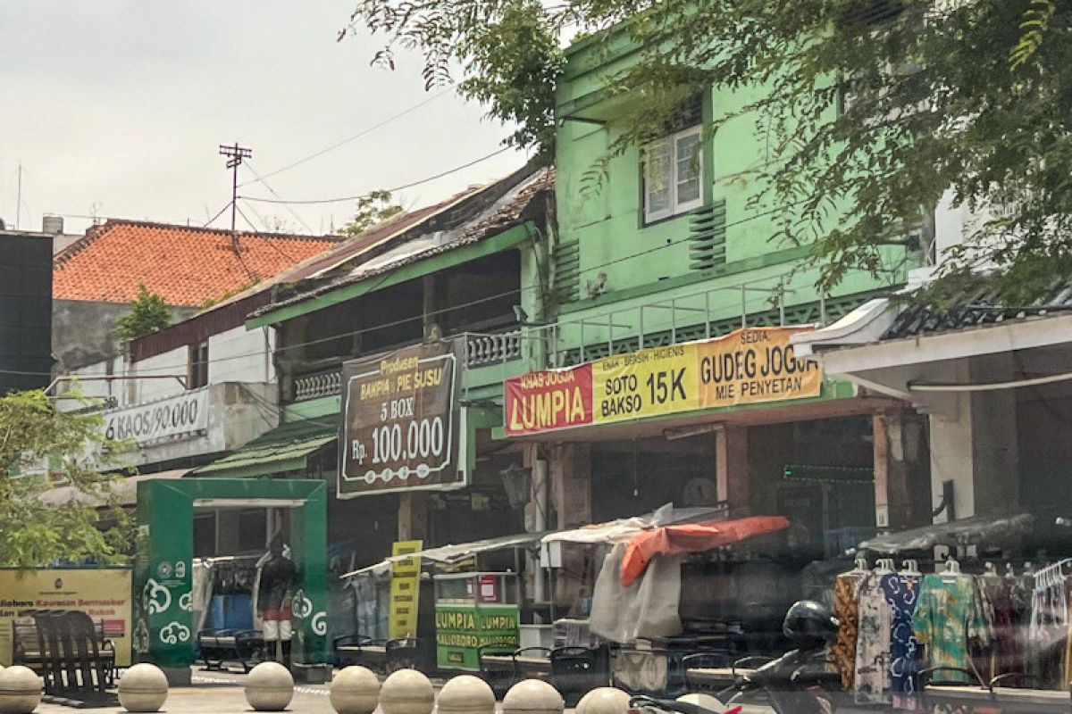 DPRD Yogyakarta bentuk pansus sikapi rencana relokasi PKL Malioboro
