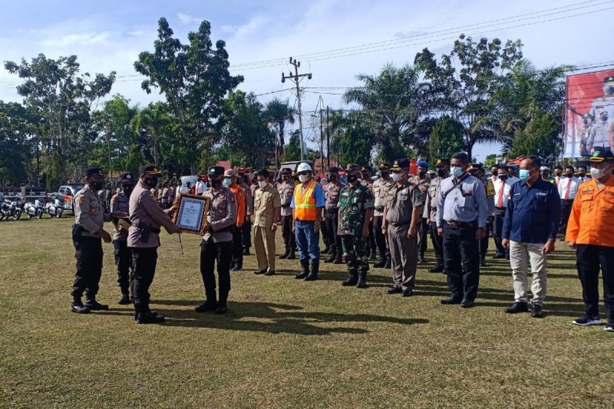 Anggota Polres Sukamara terima penghargaan dari Kapolri