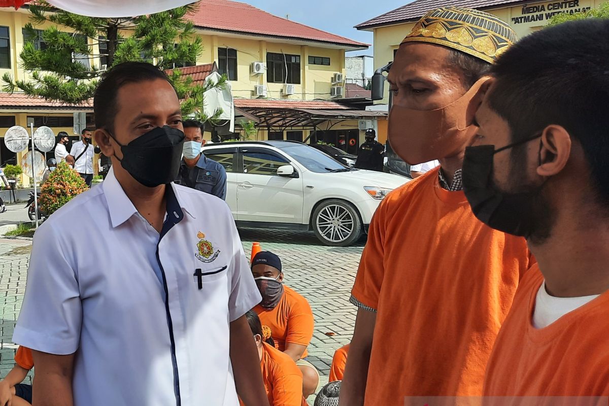 Polisi Kalsel gulung 4 pengedar beserta 181,09 gram sabu-sabu