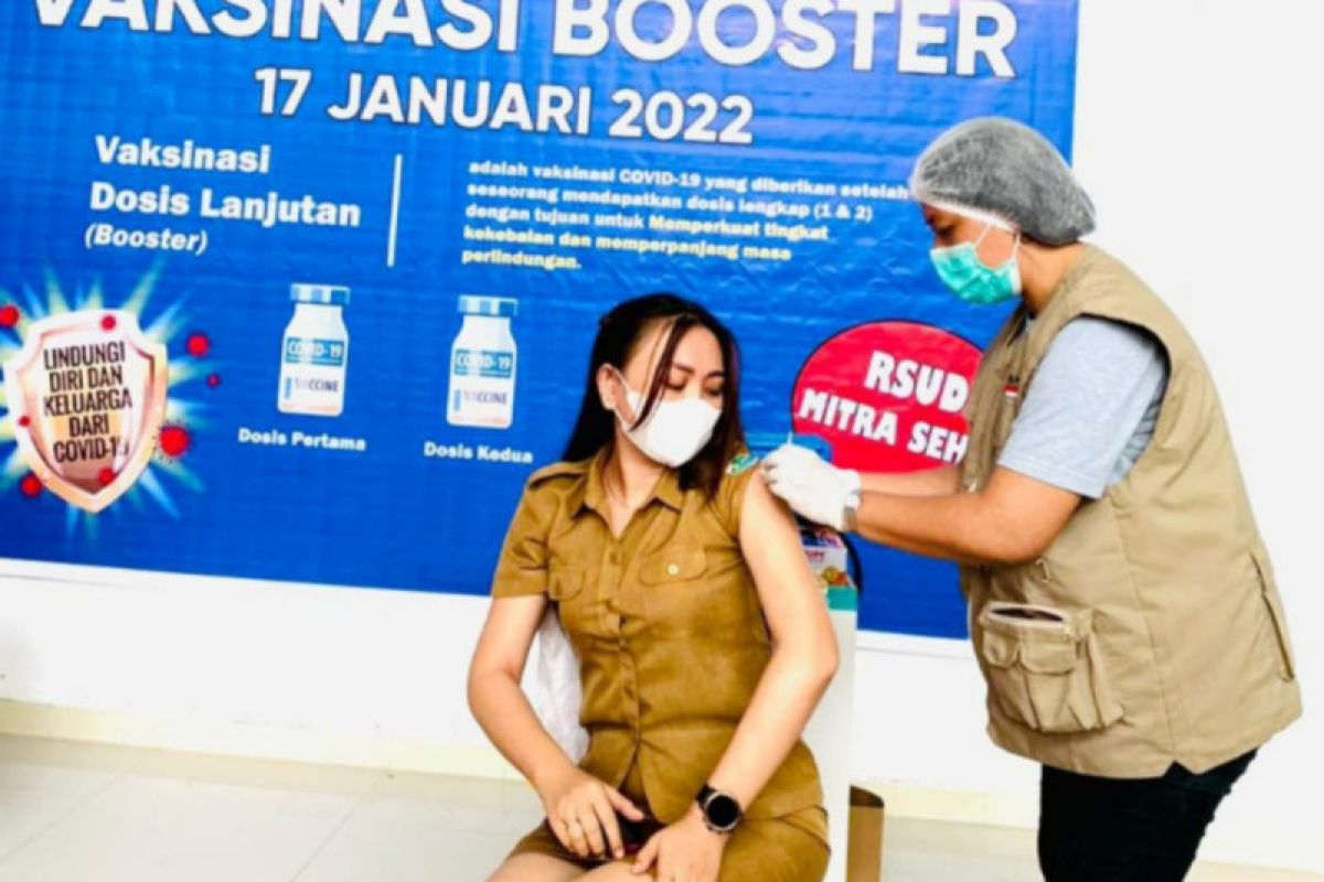 Minahasa Tenggara gencarkan pemberian vaksin booster