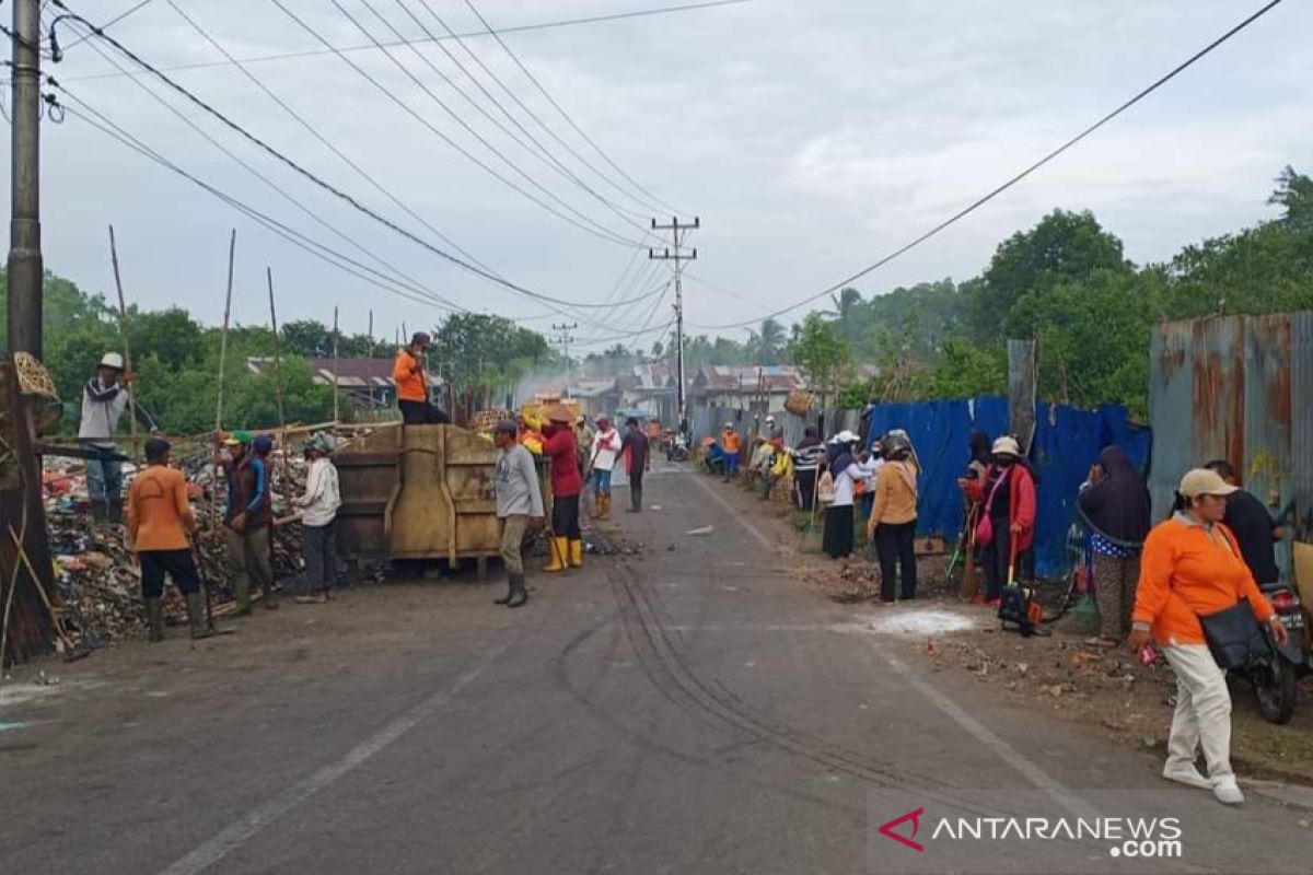 Menganggu kenyamanan, DLH Meranti tutup TPS Rumbia