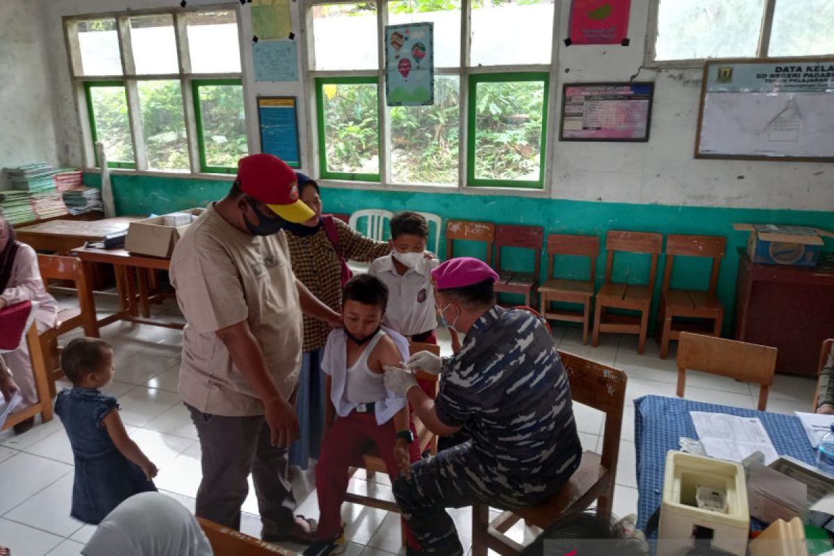Vaksinasi COVID-19 Sukabumi sasar anak jalanan dan pengamen