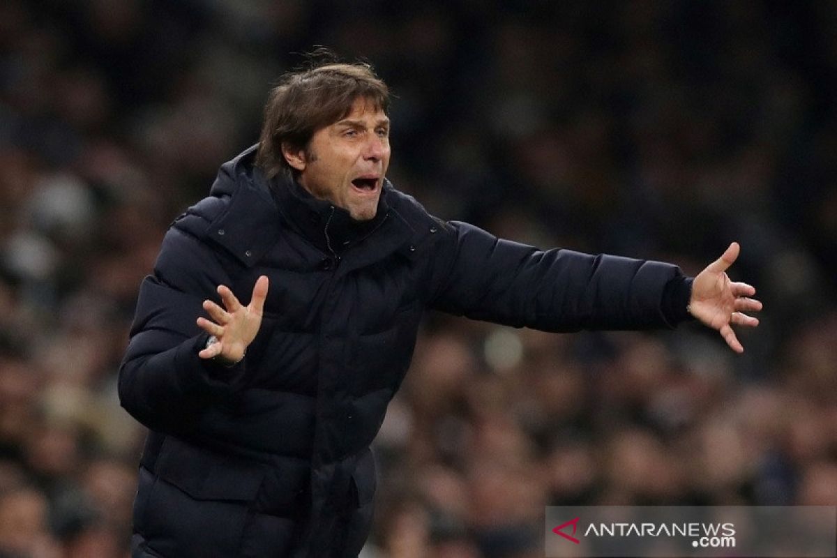 Conte minta Tottenham untuk belanja di bursa transfer Januari