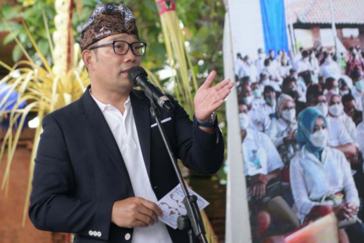 Ridwan Kamil imbau Arteria Dahlan minta maaf ke warga Sunda