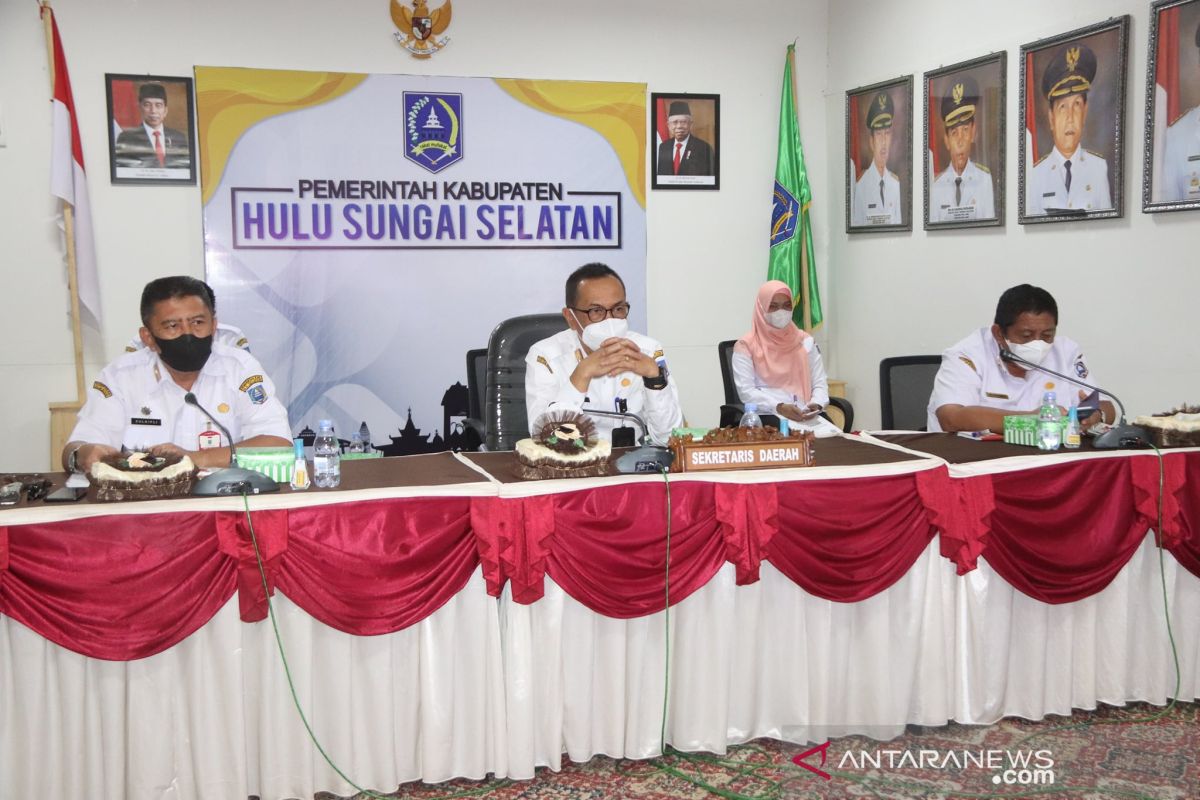 Sekda HSS ikuti webinar realisasi APBD dan penunjukan pejabat keuangan