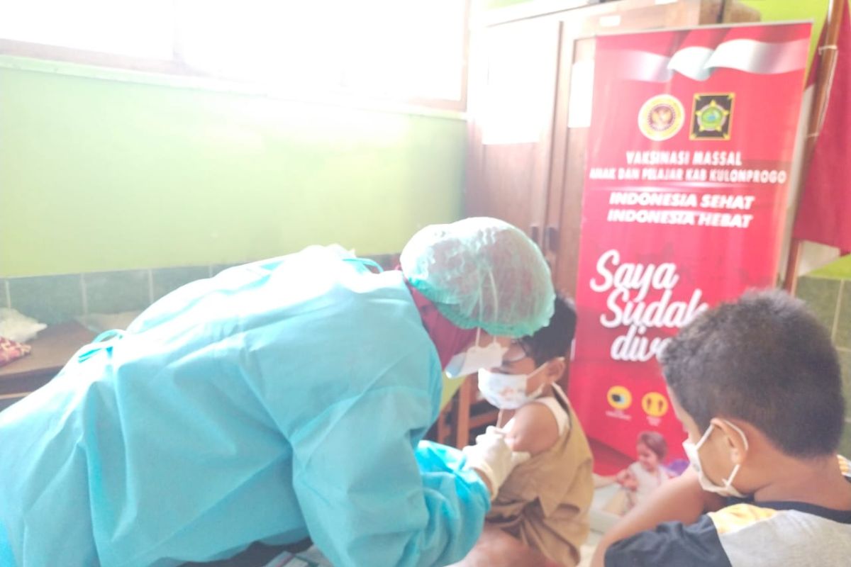 Binda DIY gelar vaksinasi anak di Kulon Progo dukung PTM