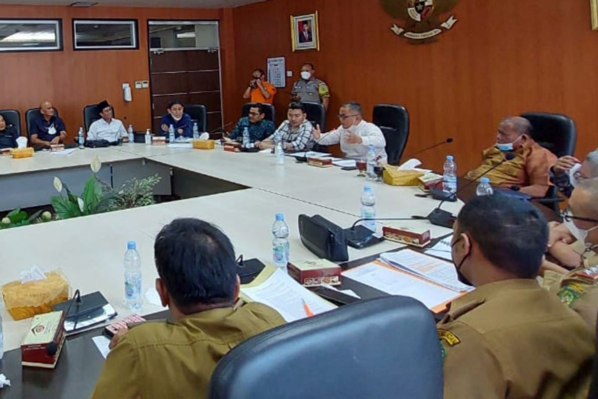 DPRD Medan sepakat pengangkatan kepling bermasalah diulang