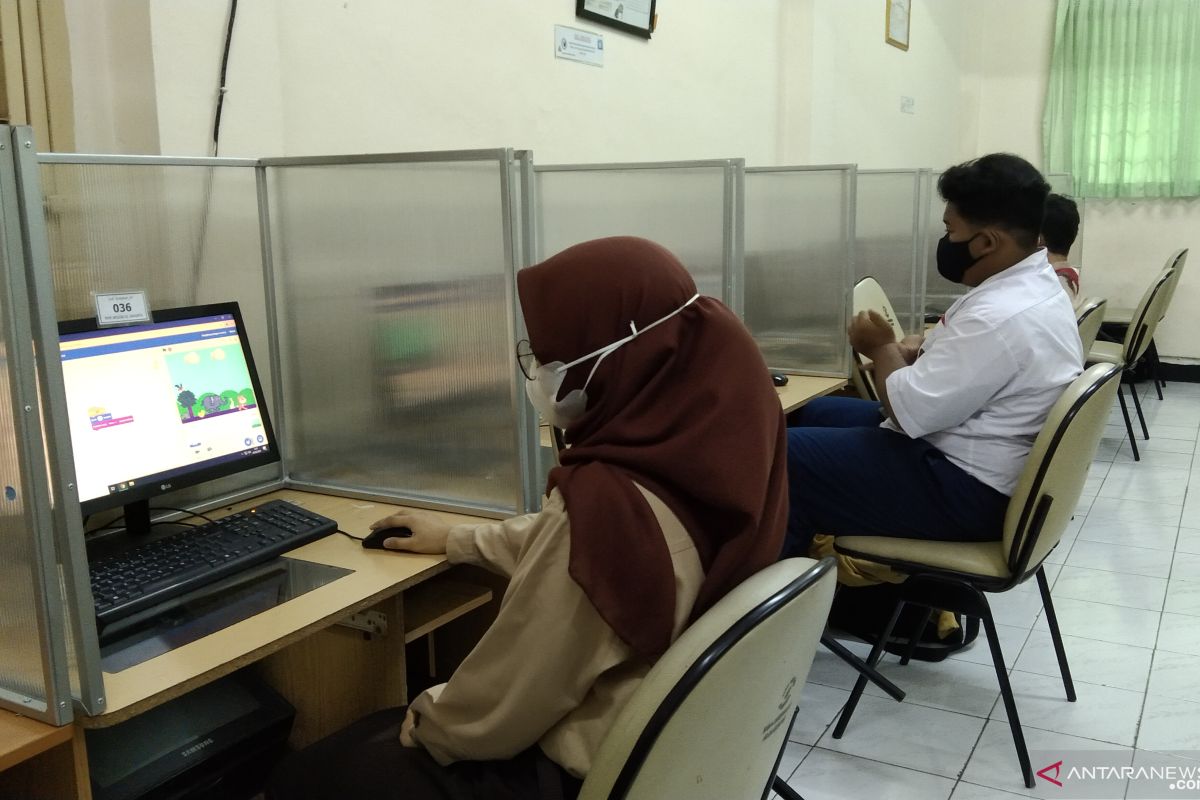 100-percent offline schooling again implemented in 28  Jakarta schools