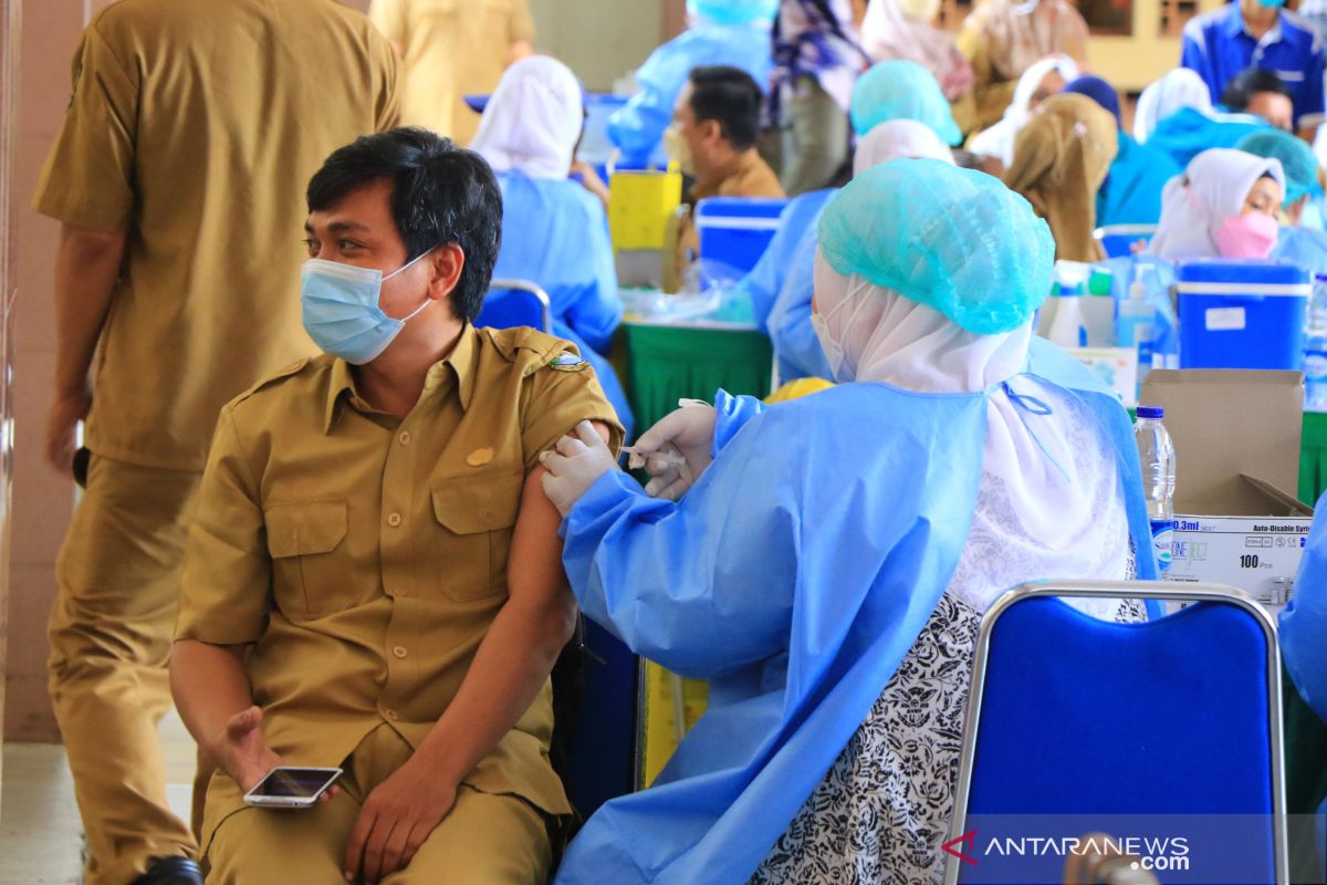 Sebanyak 12.238 orang di Kota Tangerang ikuti vaksinasi penguat