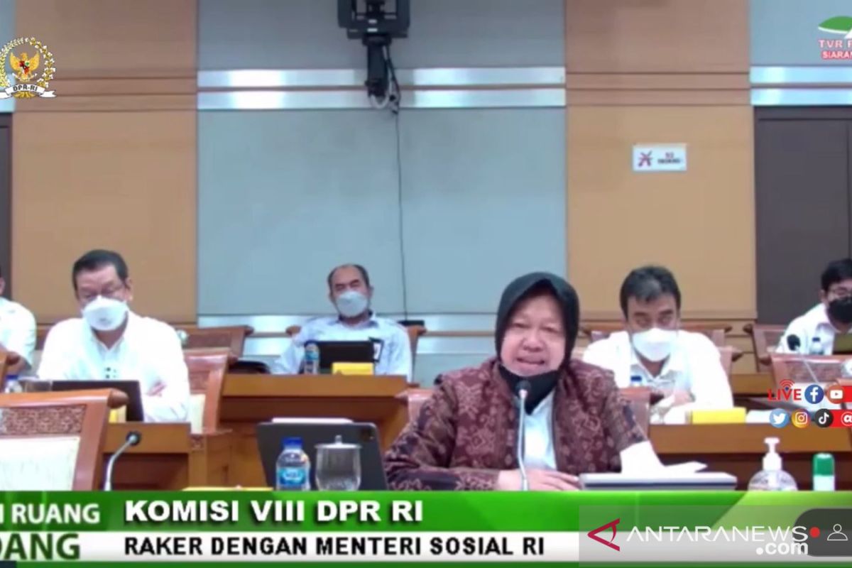 Risma minta maaf pada Komisi VIII DPR atas komunikasi buruk jajarannya