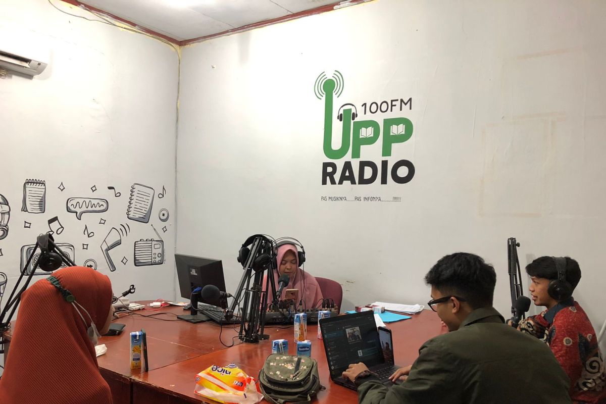 KP2KP Pasir Pangaraian sosialisasi Pengungkapan Sukarela di radio