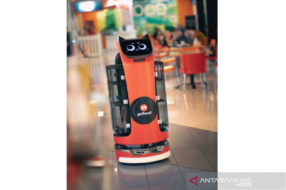 Pertama di Indonesia, GoFood pakai robot di layanan pesan antar makanan