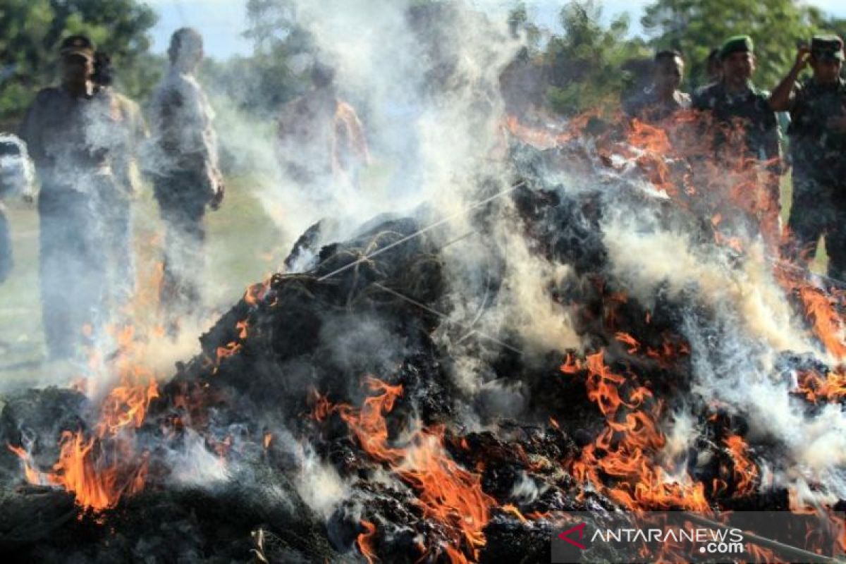 Panglima laut minta polisi tertibkan penggunaan pukat trawl mini di Aceh Barat