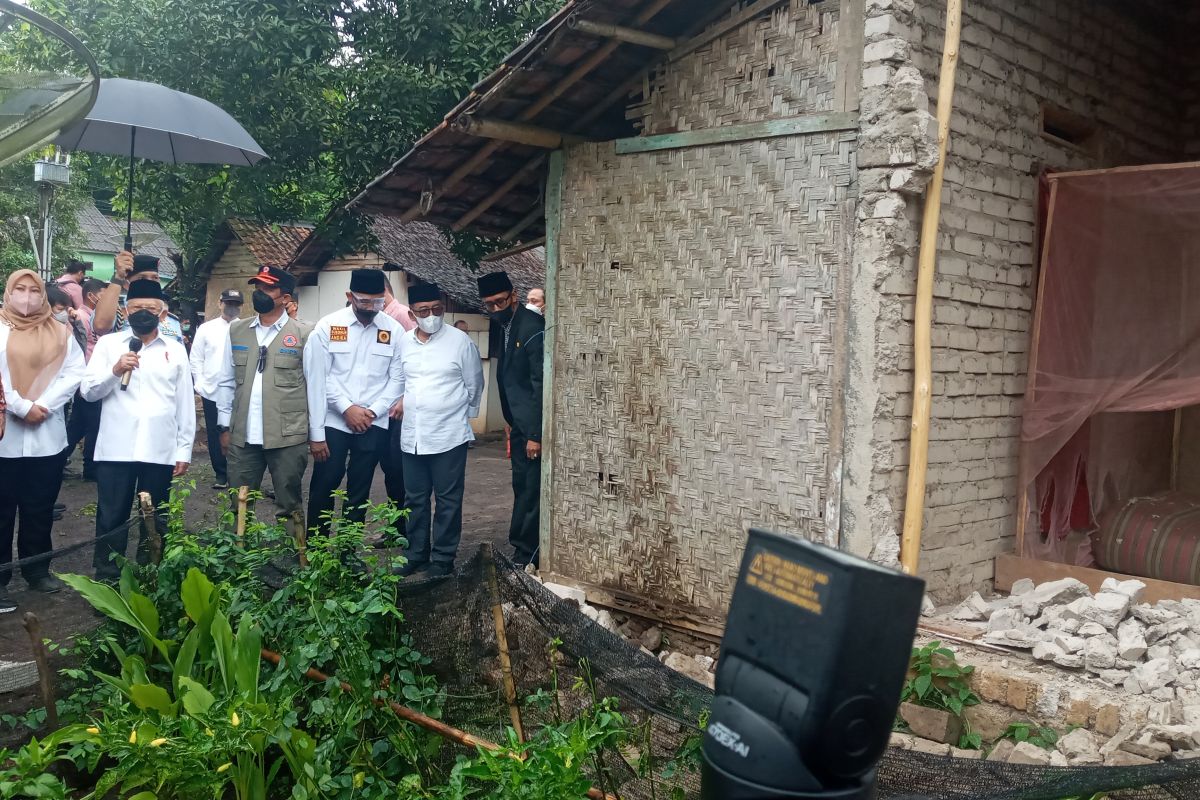 Wakil Presiden Ma'aruf Amin kunjungi korban gempa di Pandeglang