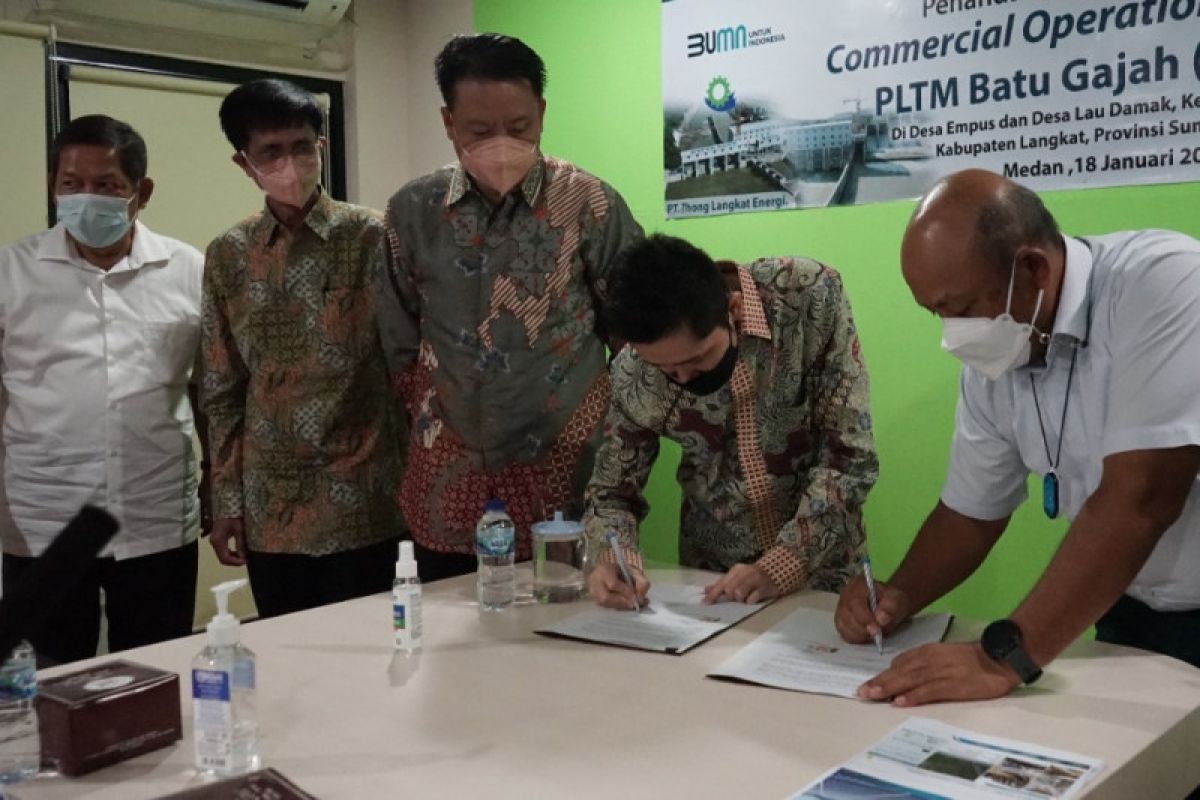 PLN Sumut dan PT Thong Langkat Energi tanda tangani pengoperasian PLTM