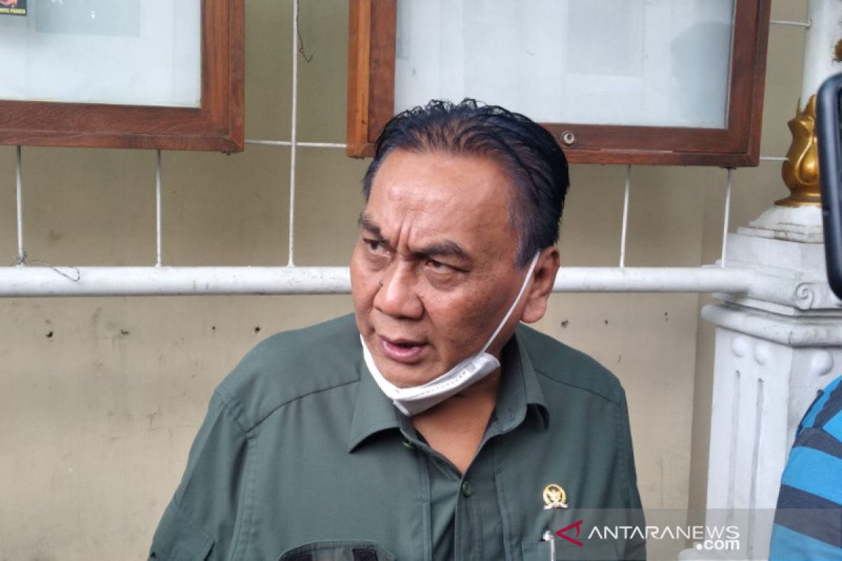 Ketua DPD PDIP Jateng tanggapi potensi Gibran pada Pilkada 2024