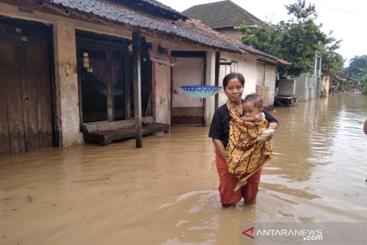 Ratusan rumah di Mejobo Kudus tergenang banjir