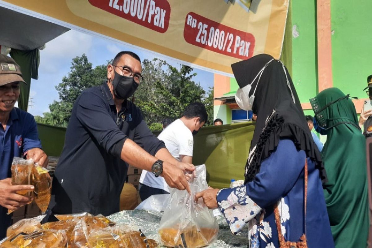 Minyak goreng INL produk PTPN3 perkuat stok pasar murah di Jambi