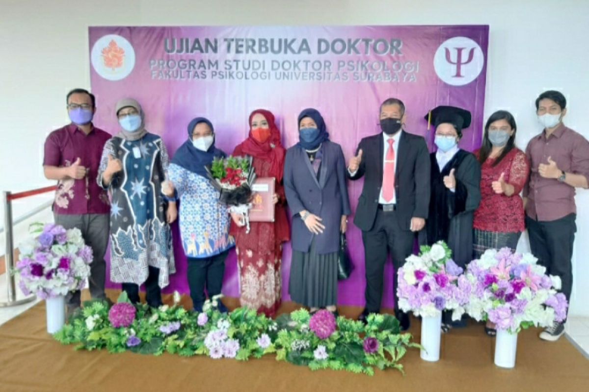 Dosen Psikologi USM Rusmalia Dewi raih doktor di Ubaya