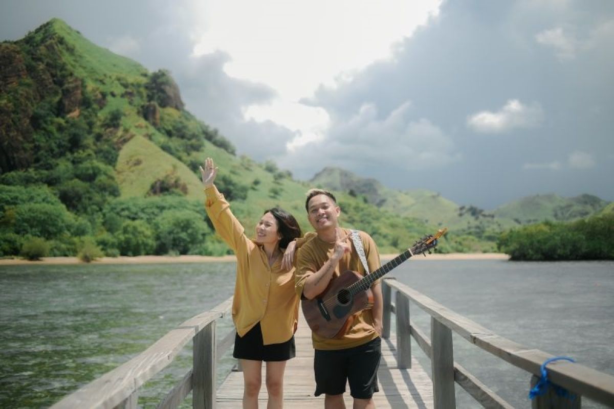 Duo musisi Suara Kayu hadirkan kisah hangat dalam EP "Kumpulan Cerita Pendek"