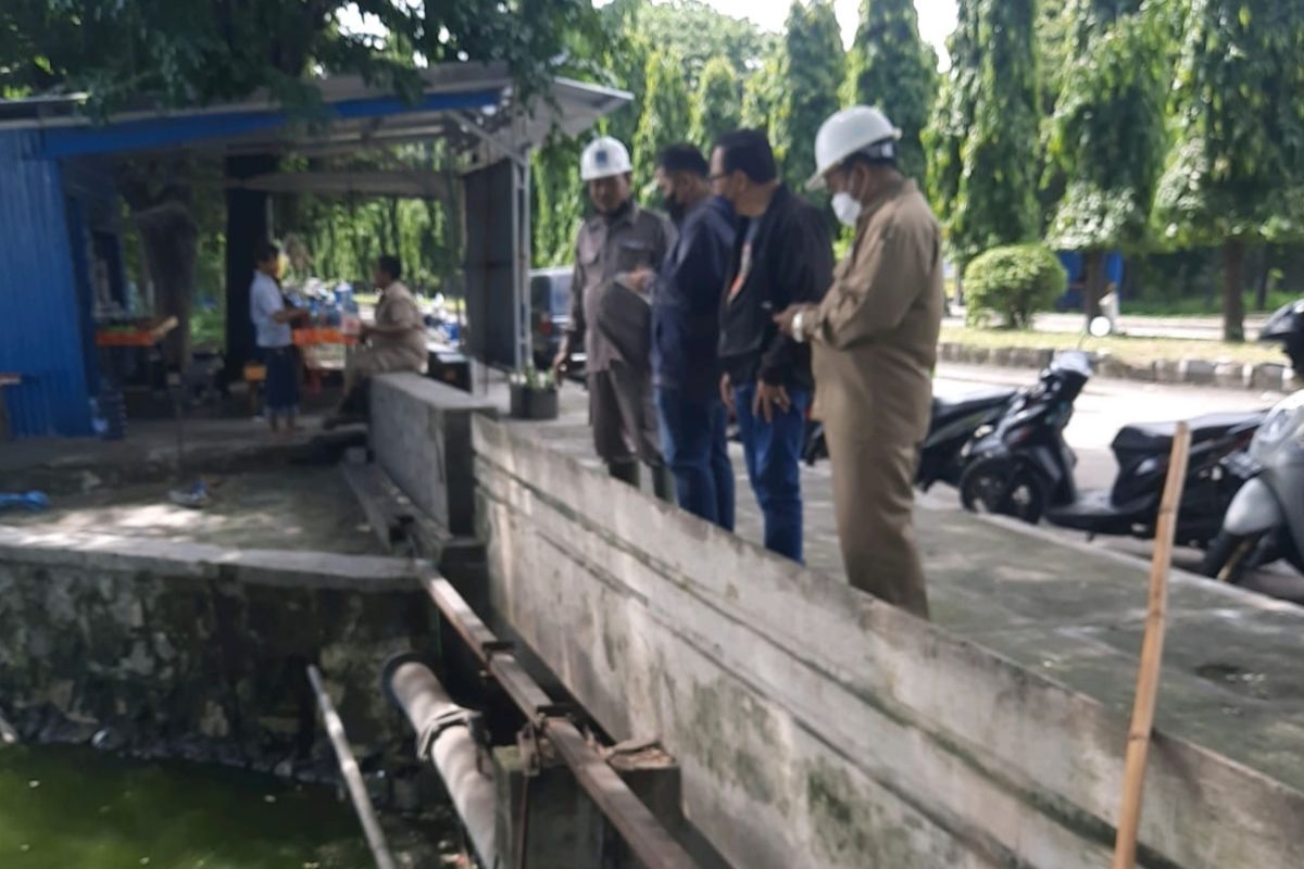 DLH lakukan uji laboratorium soal ikan mati di Waduk SIER