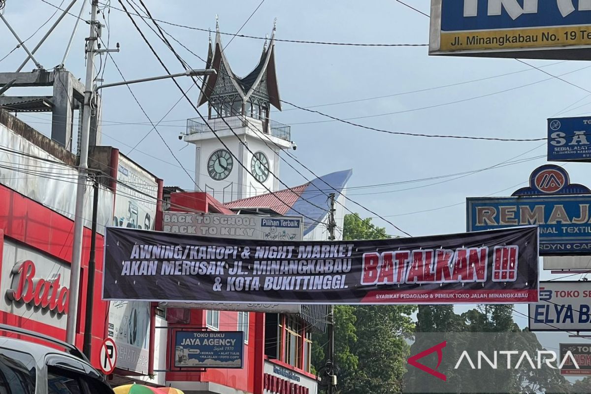 Pedagang Pasar Atas Bukittinggi tolak rencana Pemkot bangun kanopi