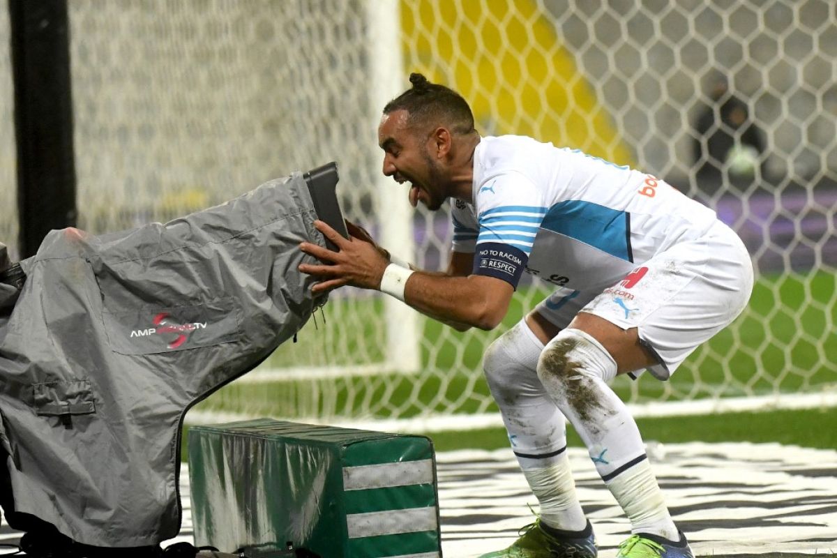 Marseille naik ke urutan kedua,  Lille tergelincir di tangan Brest