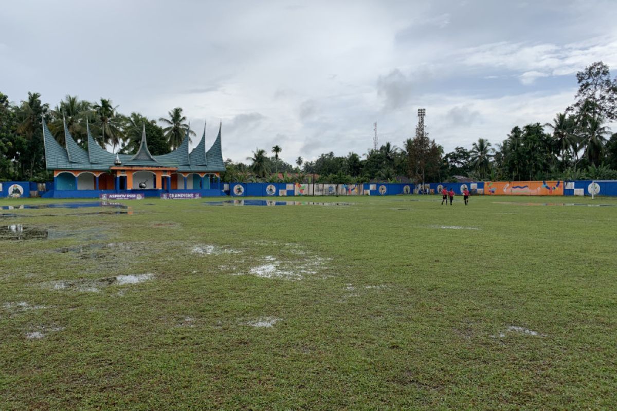 Final Piala Soeratin U-15 antara PSP Padang hadapi Gasliko ditunda