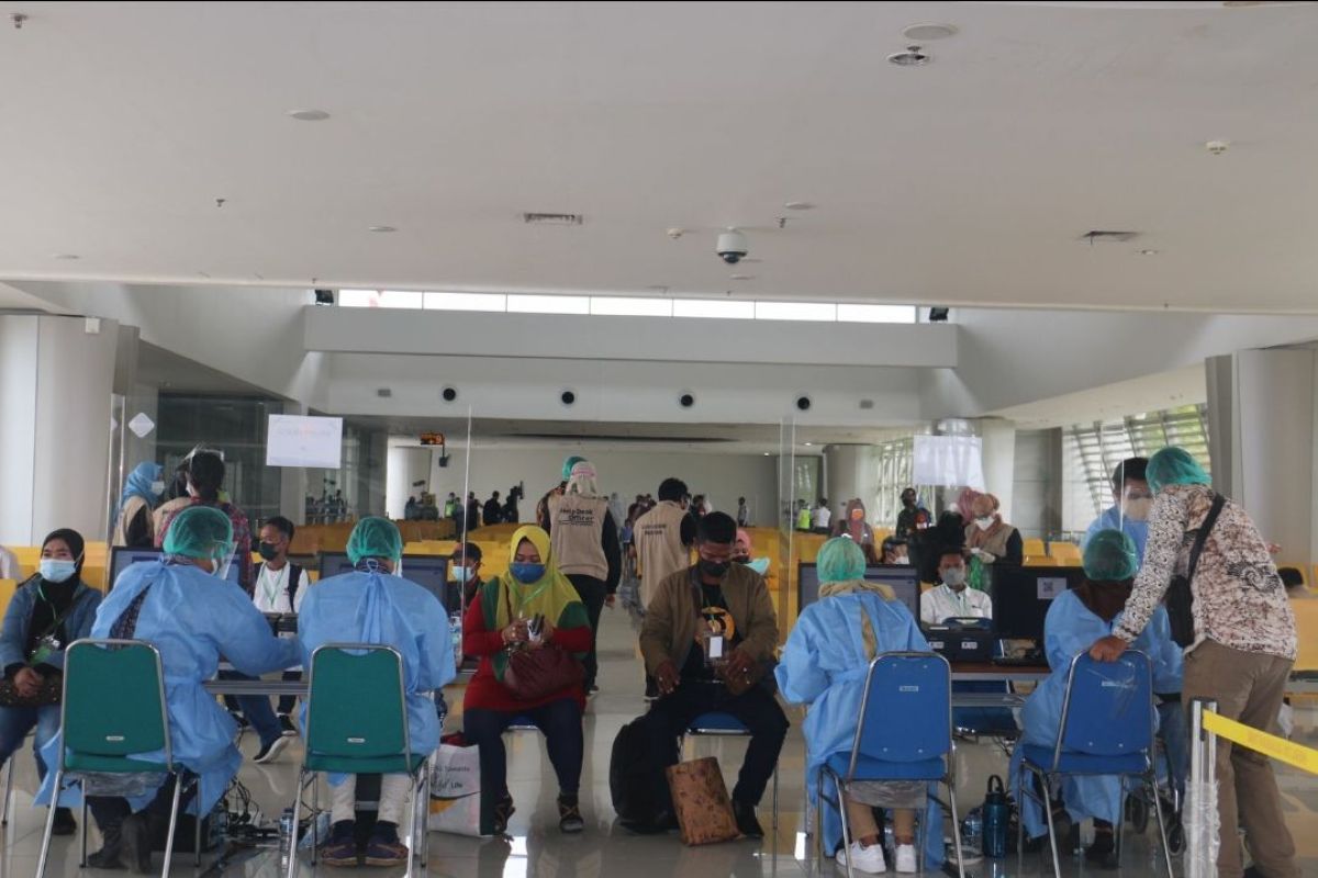 Bandara Juanda mulai terima kedatangan pekerja migran dari luar negeri