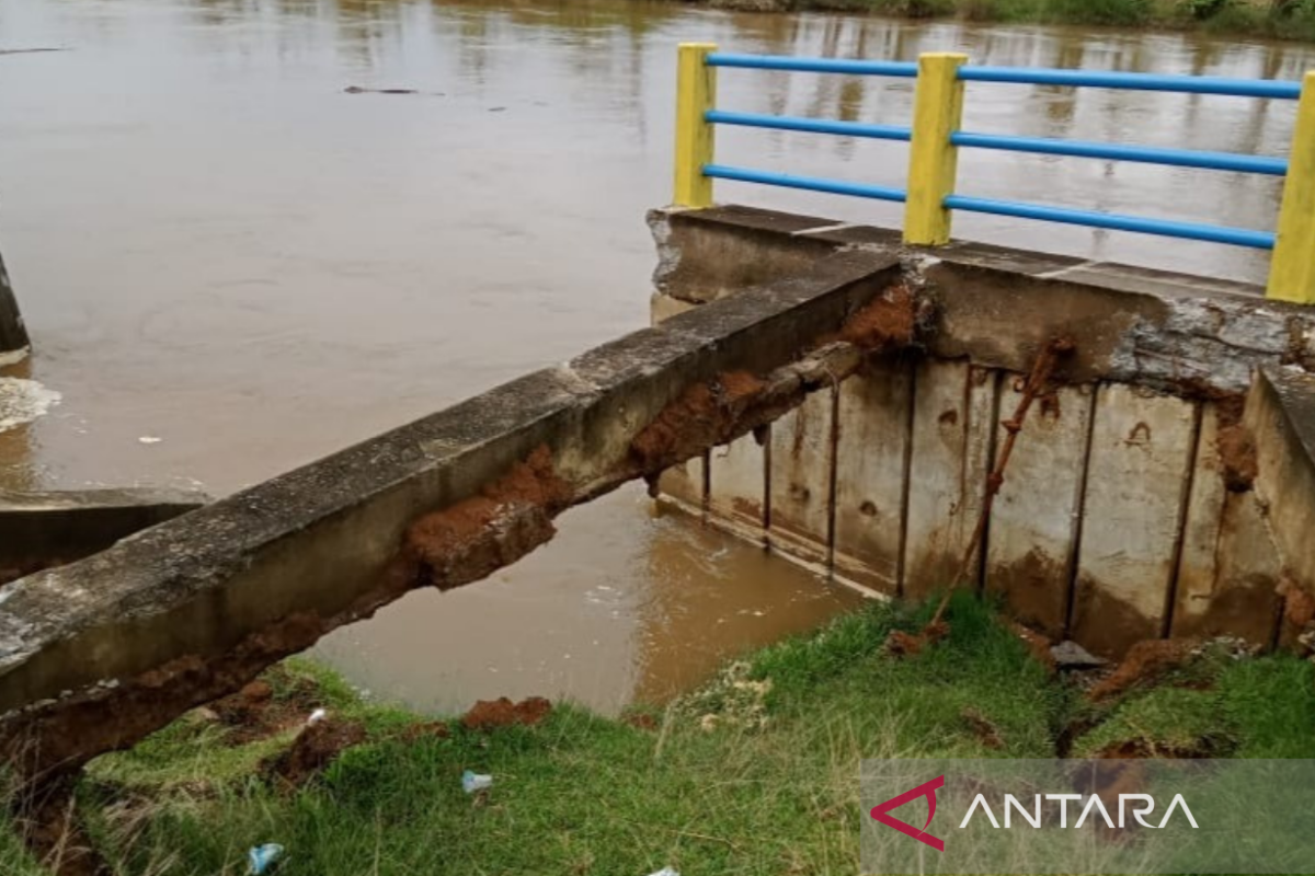 Mukomuko usulkan pengaman cegah erosi sungai