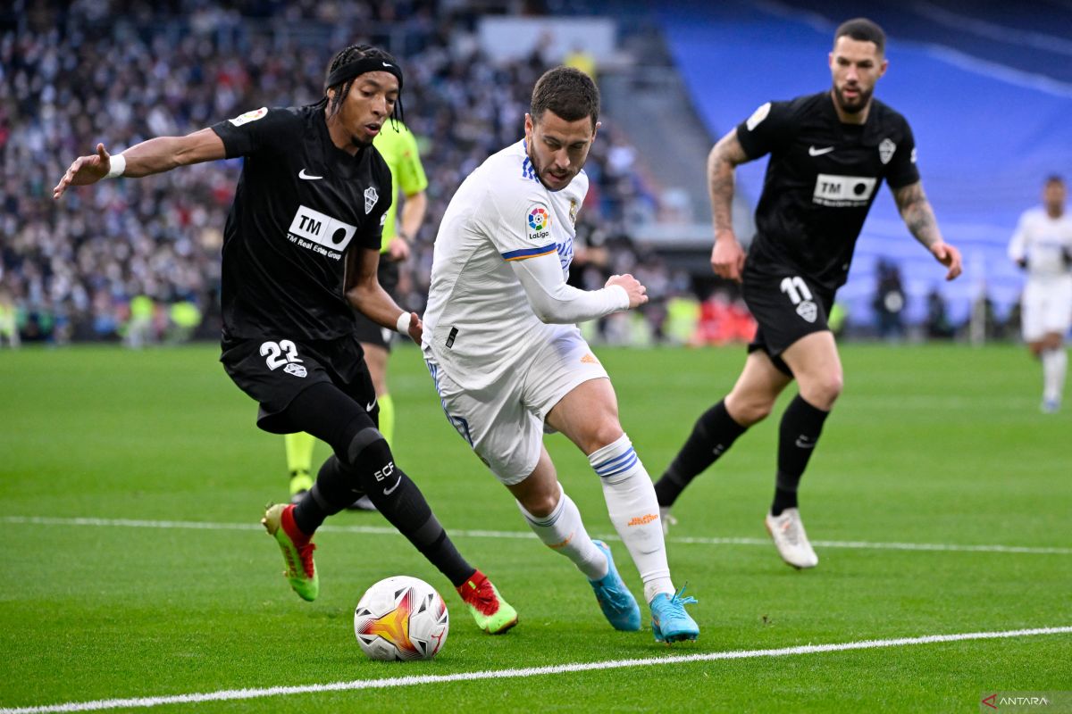 Real Madrid ditahan imbang Elche 2-2 di Santiago Bernabeu, tapi tetap kokoh dipuncak klasmen