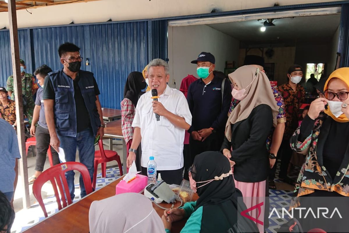 Vaksinasi COVID-19 tingkat desa gencar dilakukan Kubu Raya