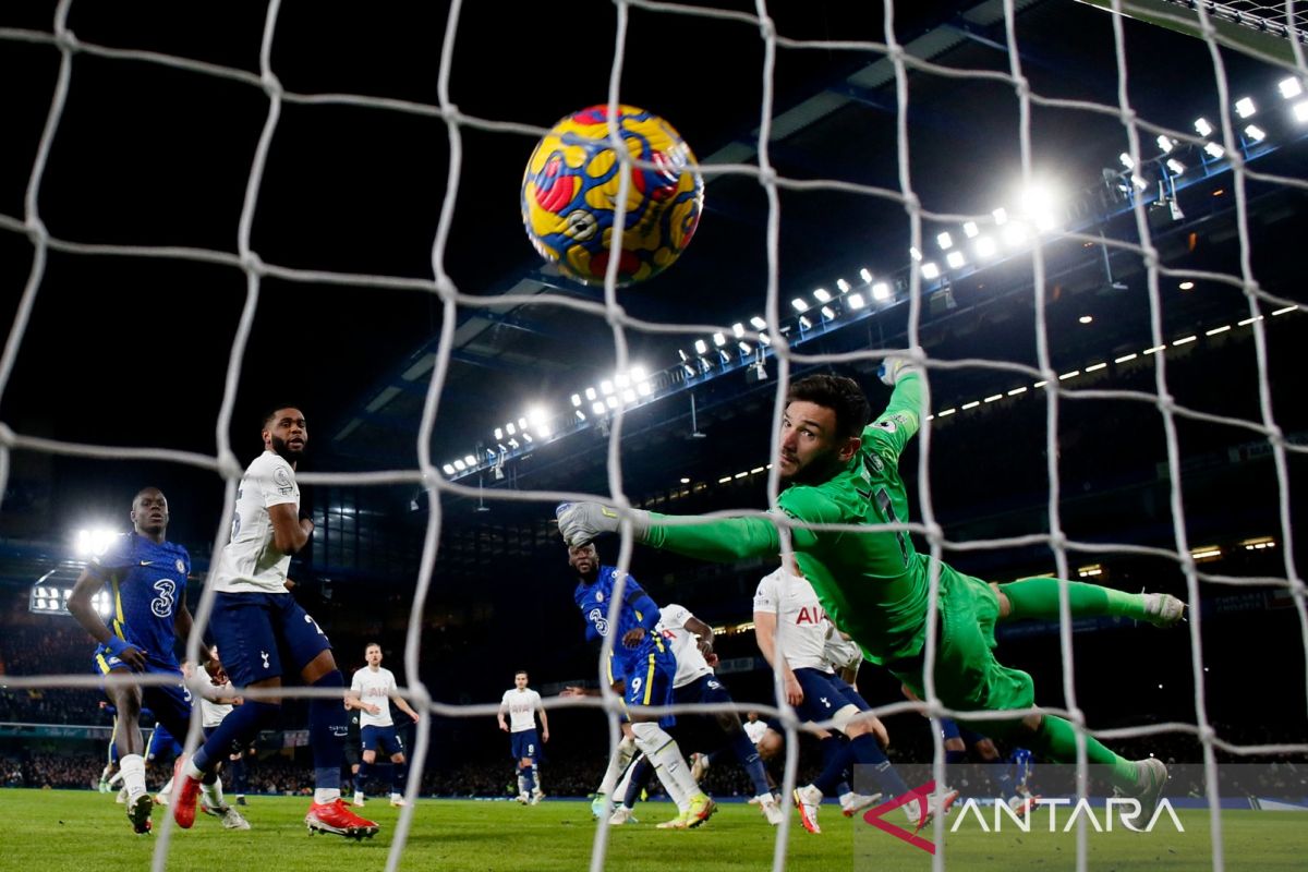 Chelsea buat kekalahan Tottenham perdana era Conte