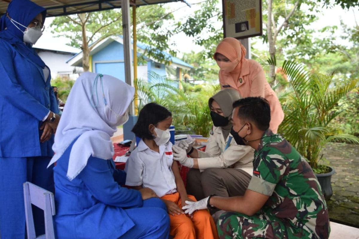 Lanud Supadio gelar vaksinasi anak