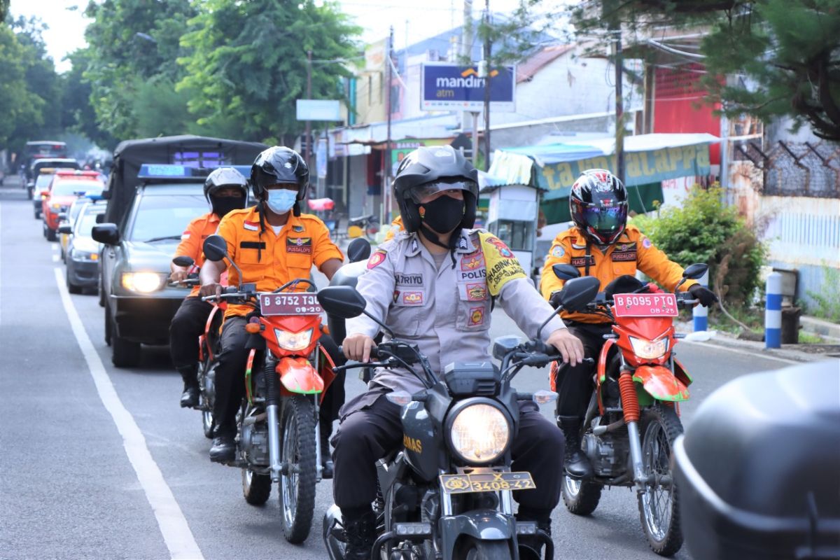 Pasukan Pamor Keris Situbondo dan Bondowoso siap blusukan untuk penegakan prokes