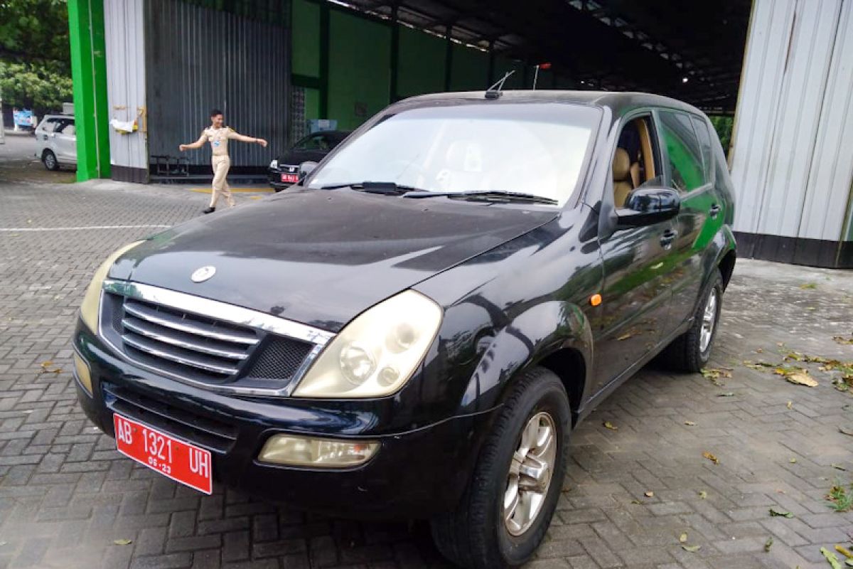 Bekas mobil dinas Wali Kota Yogyakarta dilelang laku Rp52 juta