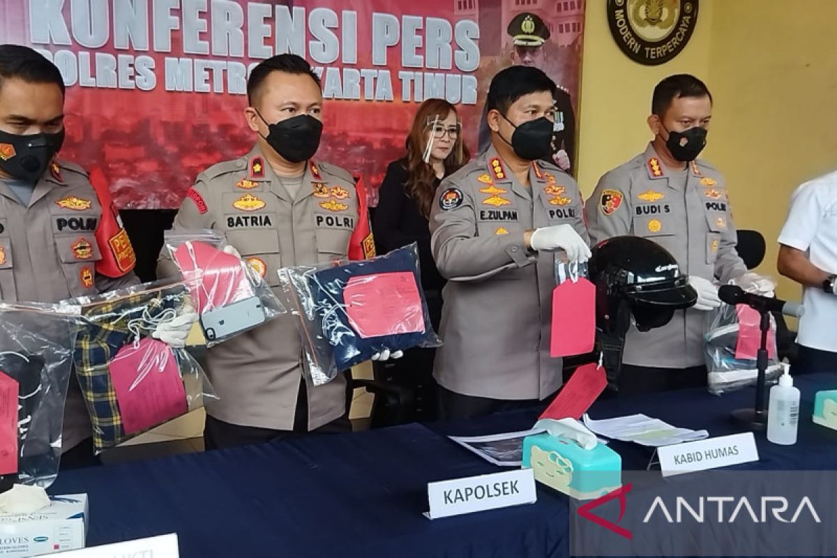 Polisi akui kewalahan halau massa pengeroyok lansia di Cakung