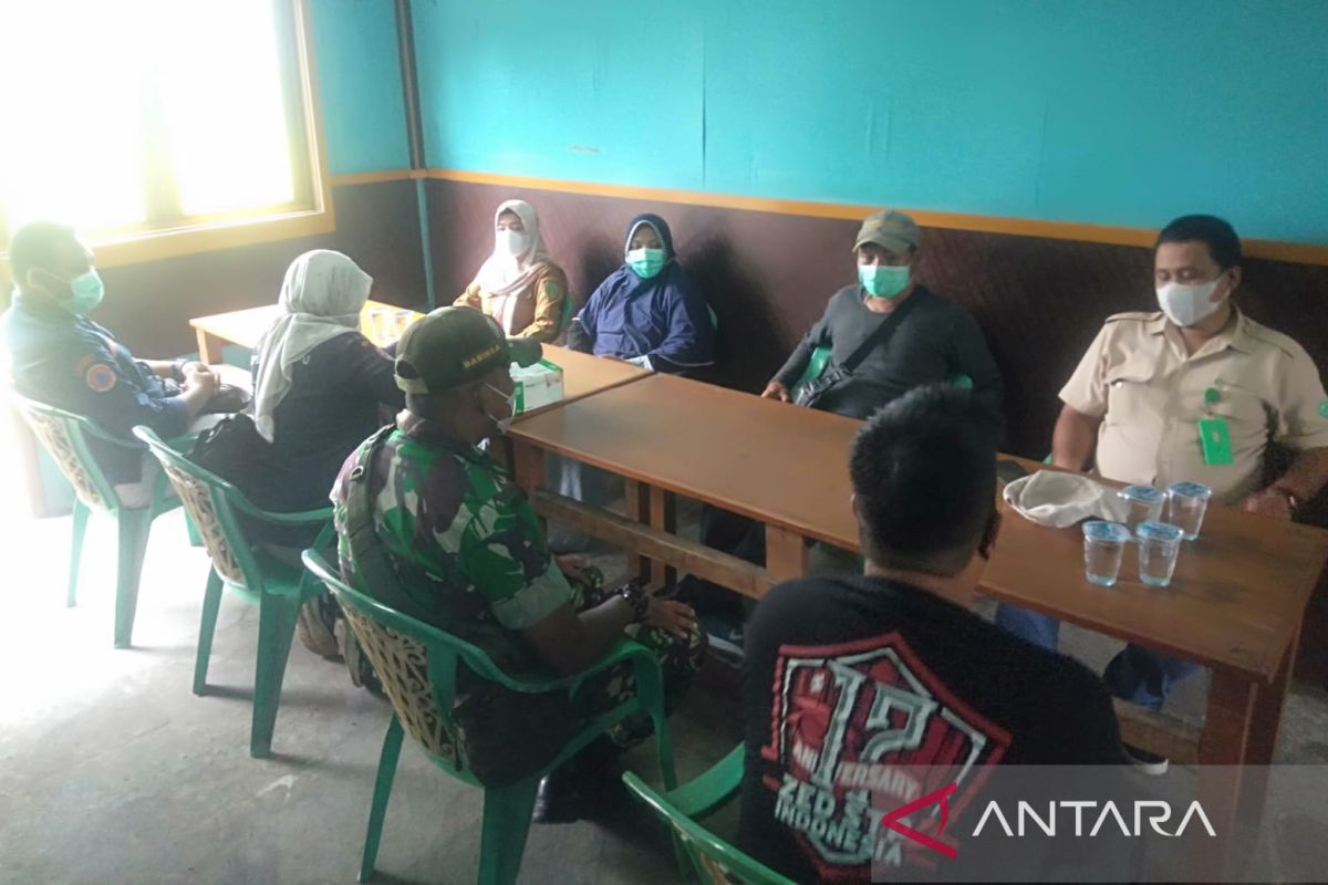 21 KK terdampak bangunan mes ambruk di Kabupaten PPU