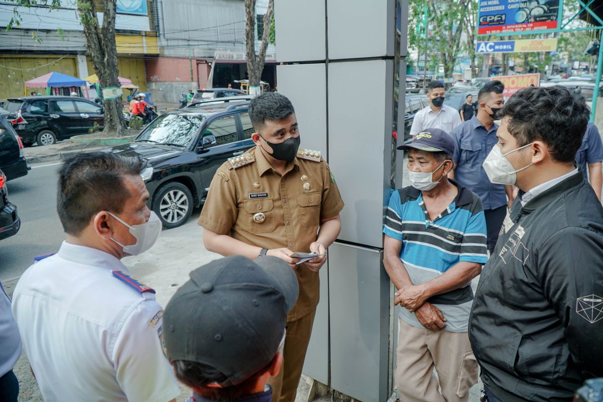 Dishub Medan masih terbitkan parkir manual di kawasan E-Parking