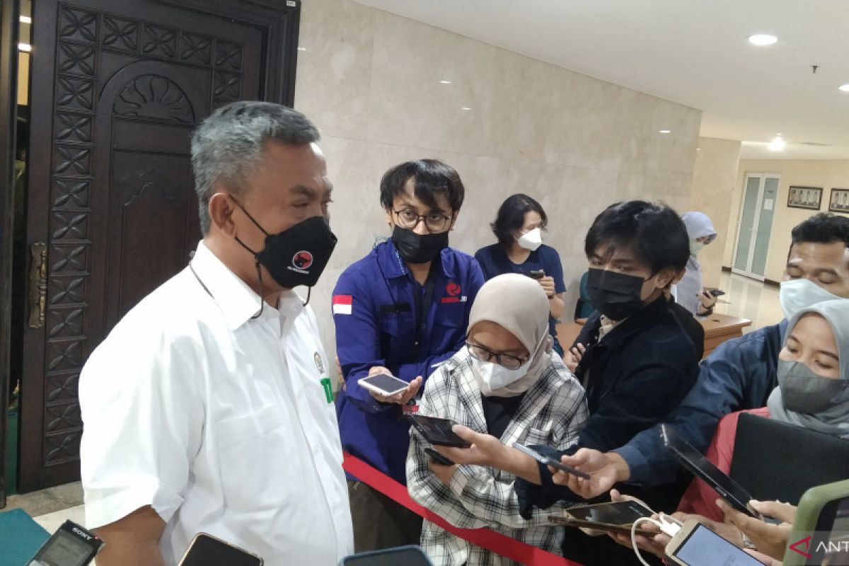 Ketua DPRD DKI Jakarta minta Anies tidak tebang pilih laksanakan Perda