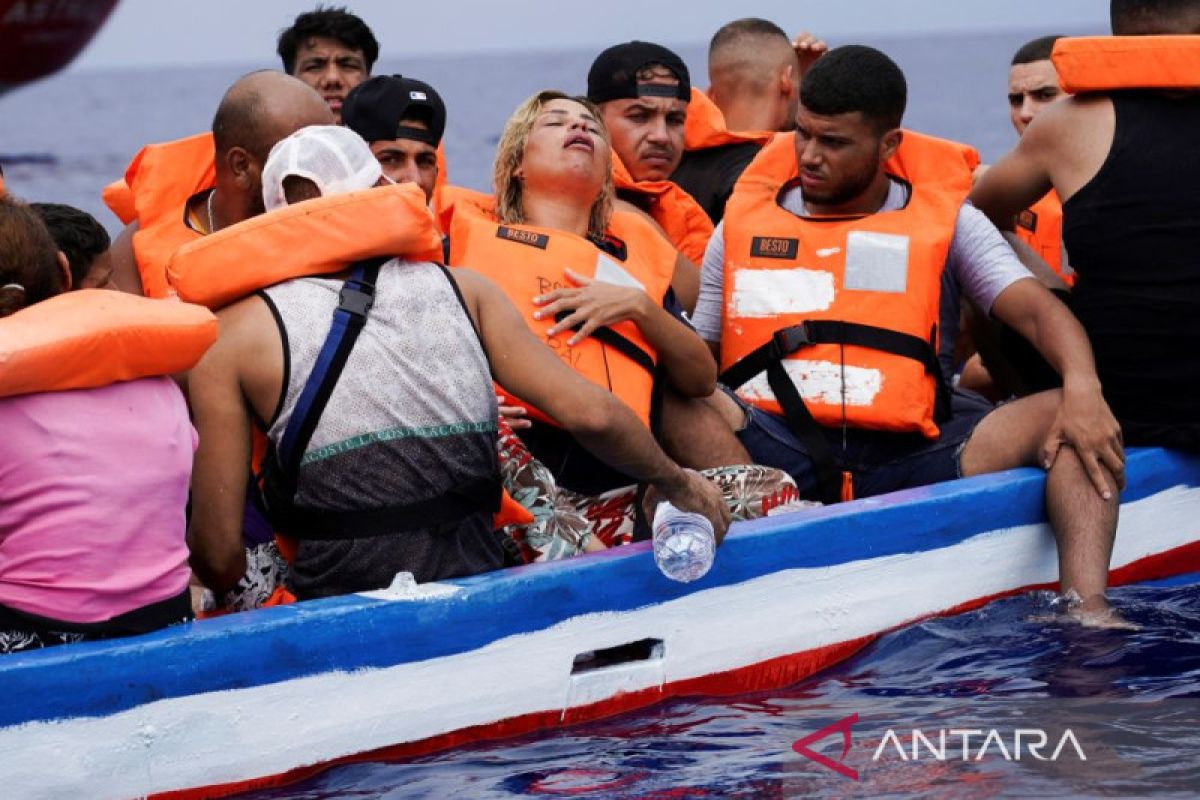 Tumpangi perahu, tujuh migran tewas kedinginan di Laut Tengah