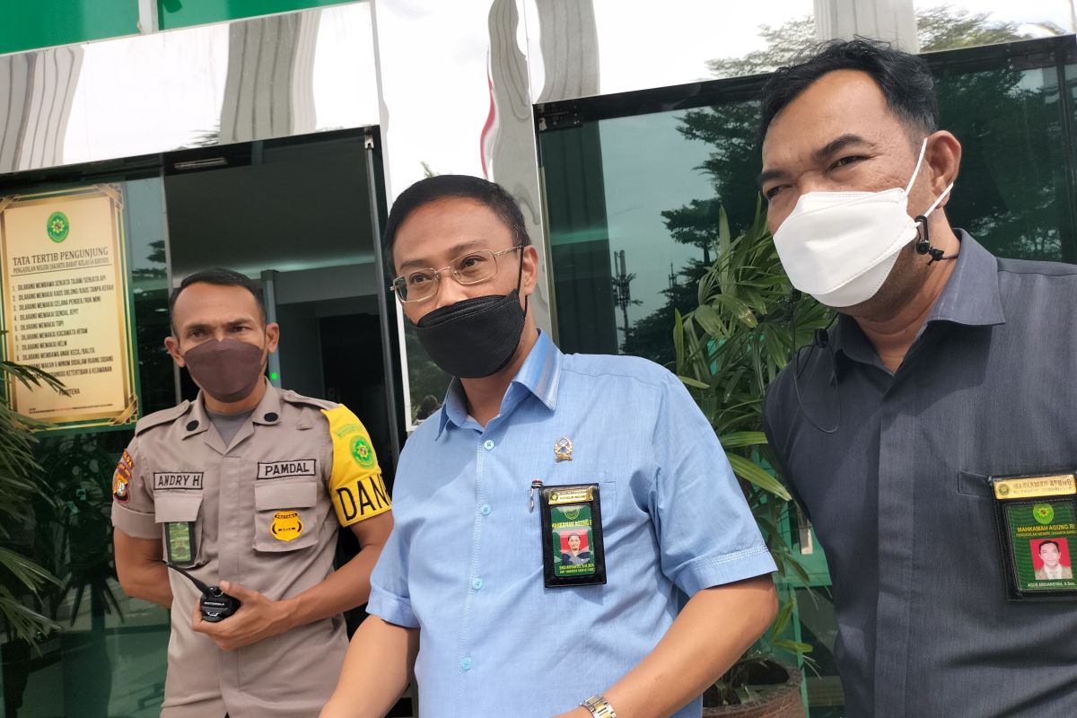 PN Jakbar tutup sementara karena hakim dan pegawai terpapar COVID-19